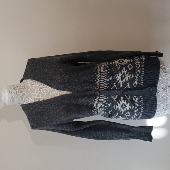 Hollister Sweaters - Hollister Cardigan Sweater71923